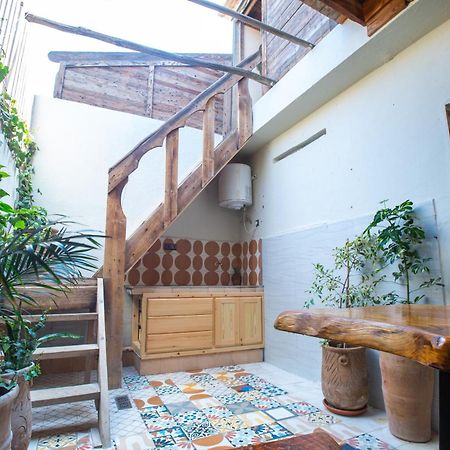 Anza Surfhouse Bed & Breakfast Agadir Bagian luar foto