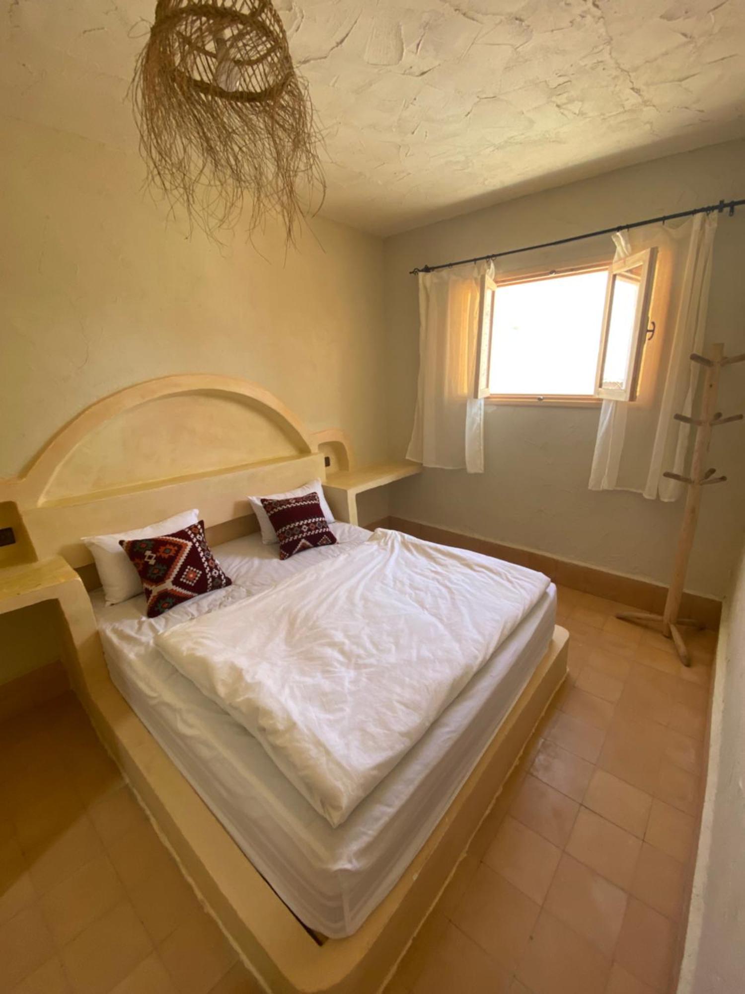 Anza Surfhouse Bed & Breakfast Agadir Bagian luar foto