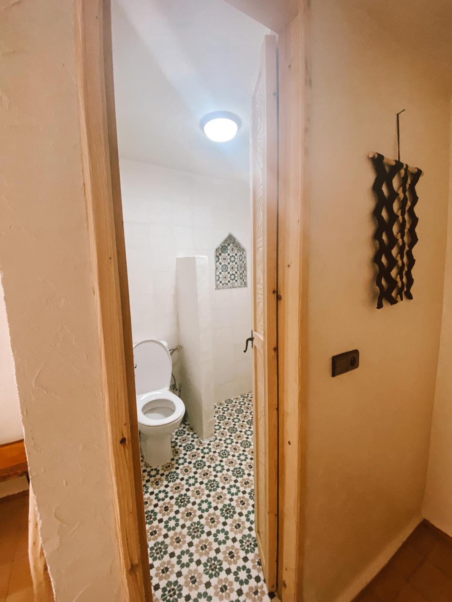 Anza Surfhouse Bed & Breakfast Agadir Bagian luar foto